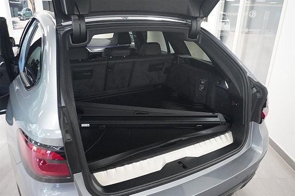 BMW 530e 9 of 15