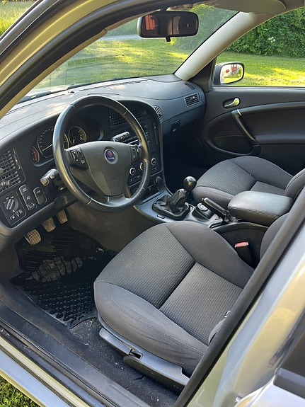 Saab 9-5 3 of 3