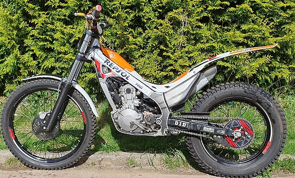 VERTIGO Verical R 250cc och Montesa  Cota 4RT 260cc 5 of 5