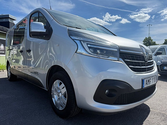 Renault Trafic 4 of 5