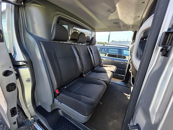 Renault Trafic 16 of 17