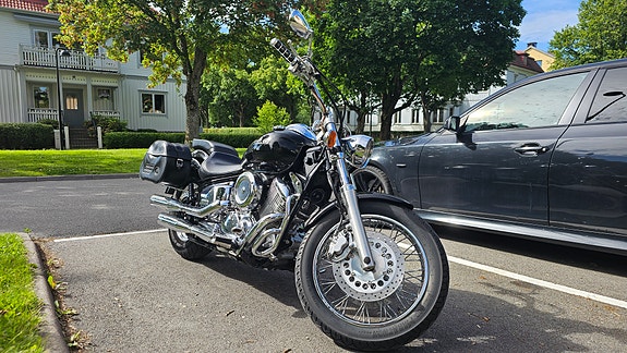 Yamaha XVS1100A 4 of 5