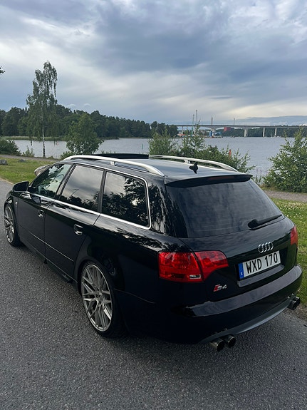 Audi S4 5 of 5