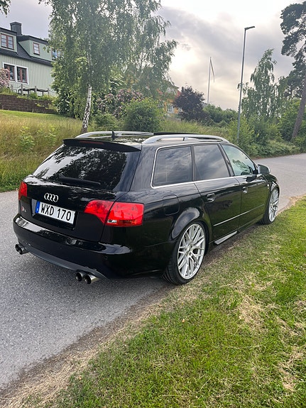 Audi S4 4 of 5