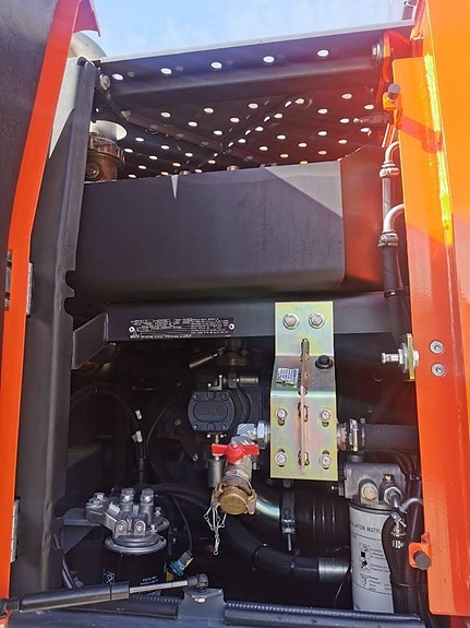 Atlas 140 W 15 of 19