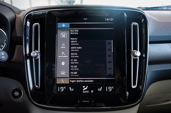 Volvo XC40 20 of 30