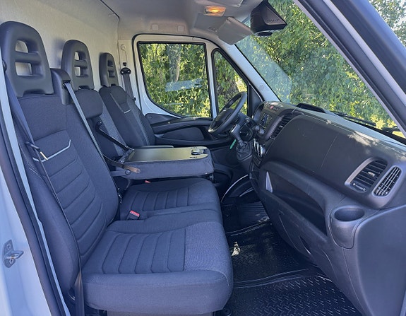 Iveco 35-140 10 of 17