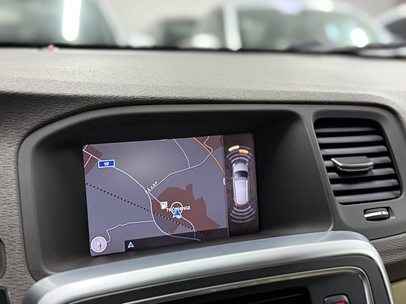 Volvo V60 12 of 13