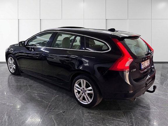 Volvo V60 4 of 13