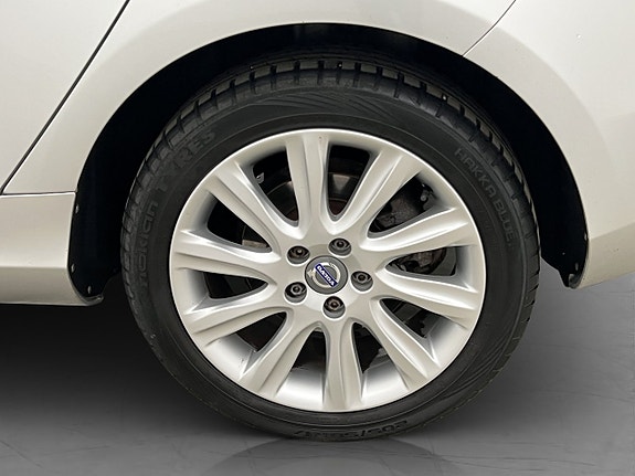Volvo V40 29 of 30