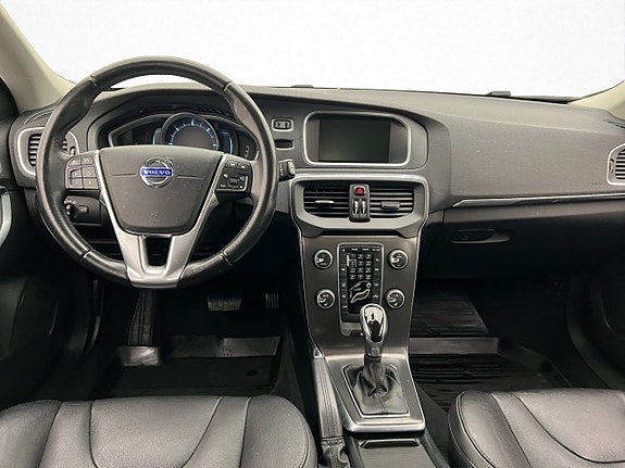Volvo V40 13 of 30