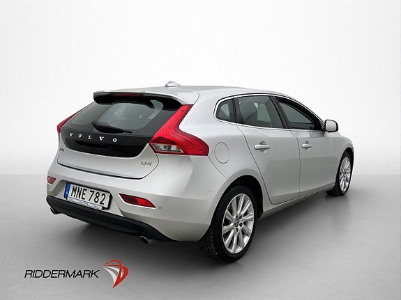 Volvo V40 8 of 30
