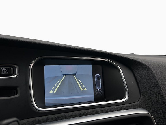 Volvo V40 20 of 30
