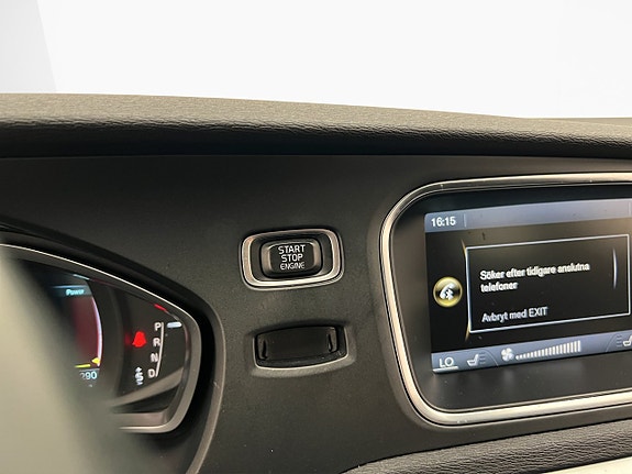Volvo V40 19 of 30