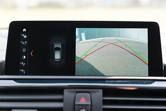 BMW 120i 21 of 25