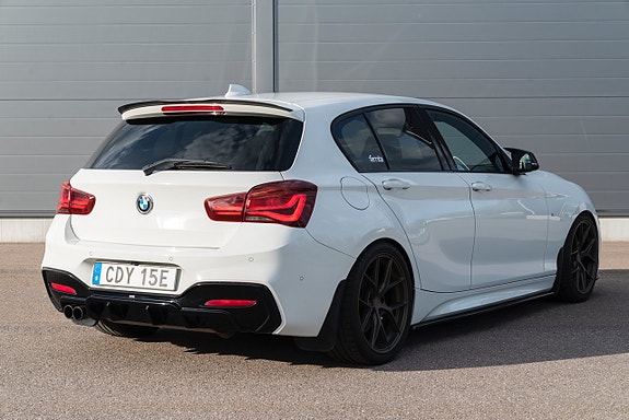 BMW 120i 7 of 25