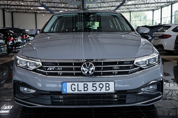 Volkswagen Passat 3 of 5