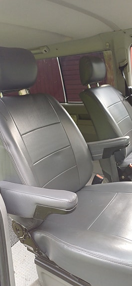 Volkswagen Transporter 4 of 5