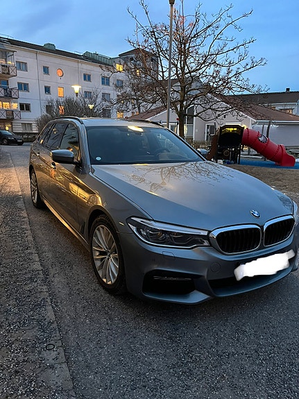 BMW 530d 2 of 4
