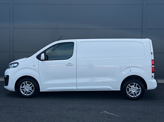 Opel Vivaro 2 of 5