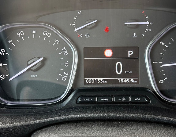 Opel Vivaro 17 of 23