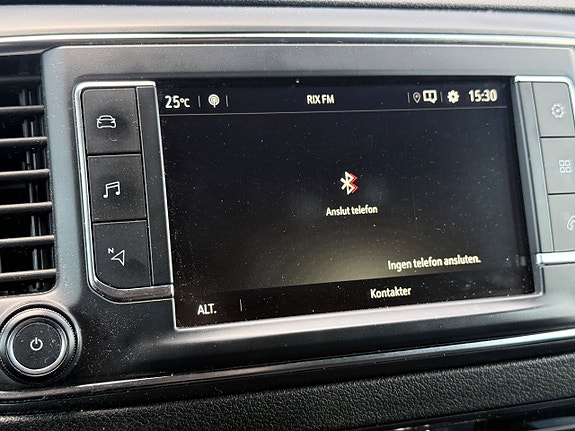 Opel Vivaro 19 of 23