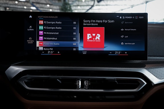 BMW i4 16 of 30
