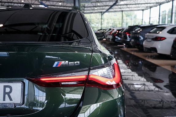 BMW i4 8 of 30