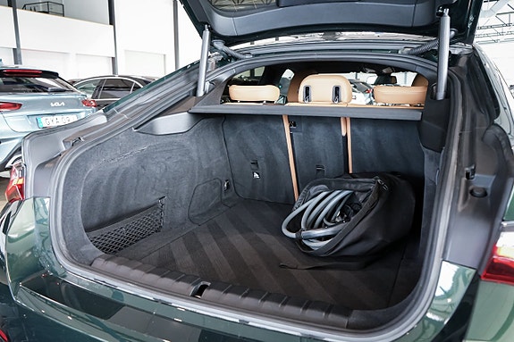 BMW i4 12 of 30