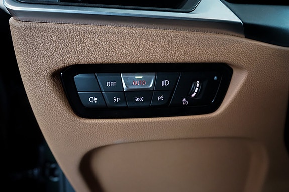 BMW i4 28 of 30