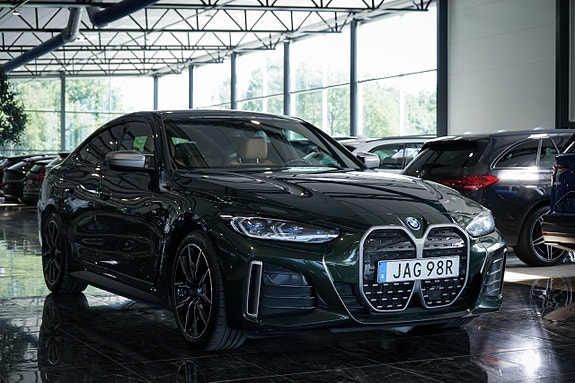 BMW i4 2 of 5