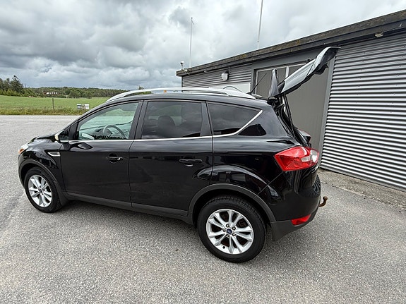 Ford Kuga 3 of 5