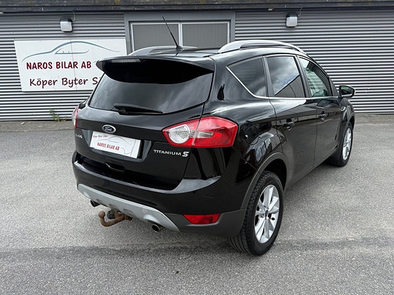 Ford Kuga 9 of 15