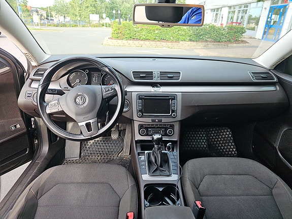 Volkswagen Passat 5 of 5