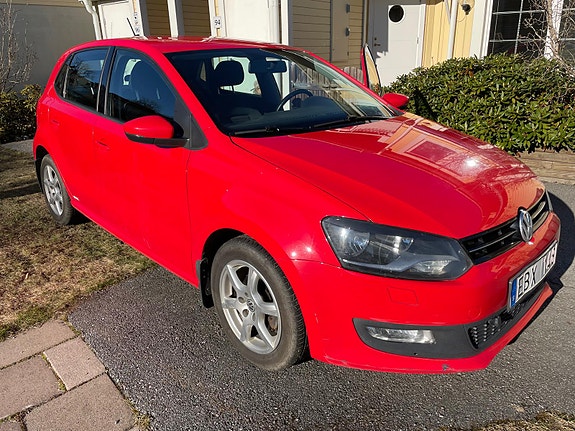 Volkswagen Polo 2 of 5