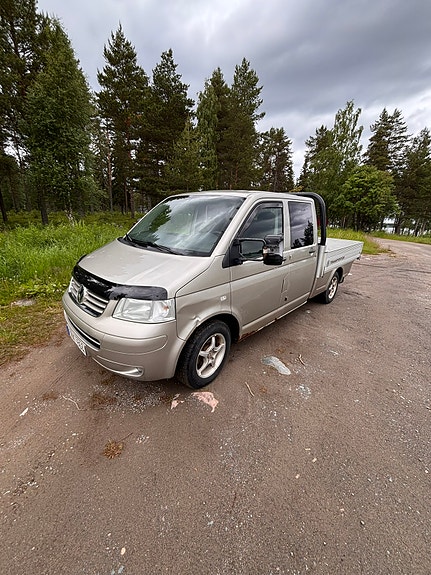 Volkswagen Transporter 2 of 5