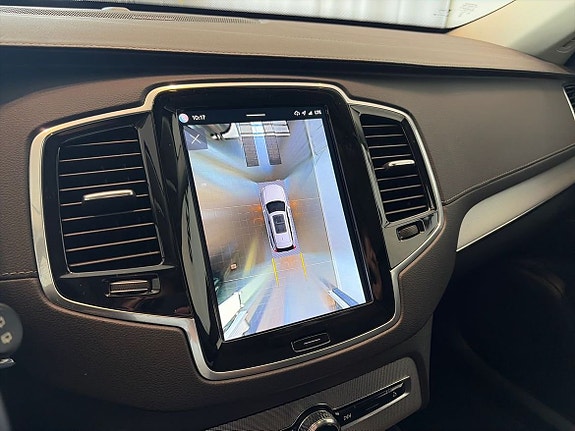 Volvo XC90 19 of 27