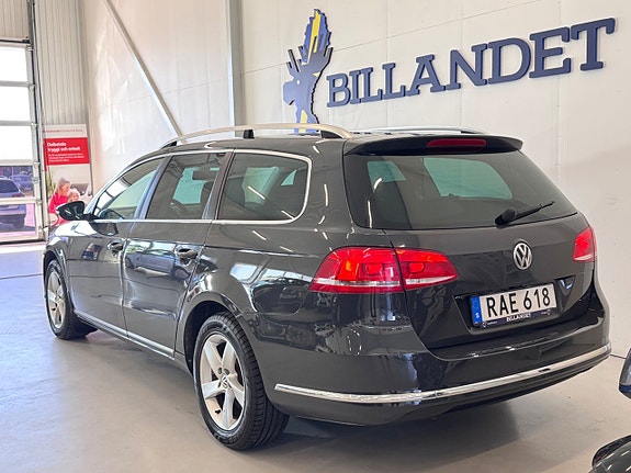 Volkswagen Passat 5 of 29