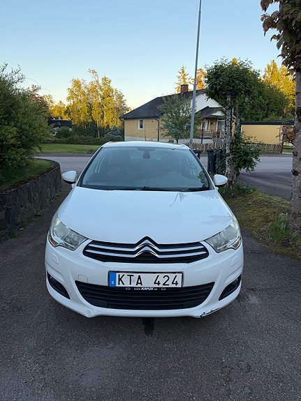 Citroen C4 2 of 4