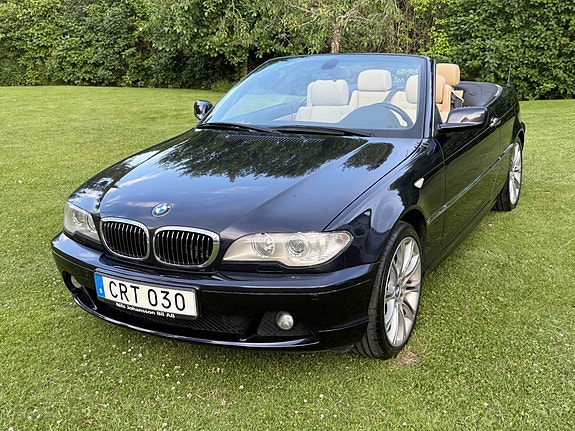 BMW 330Ci 2 of 5