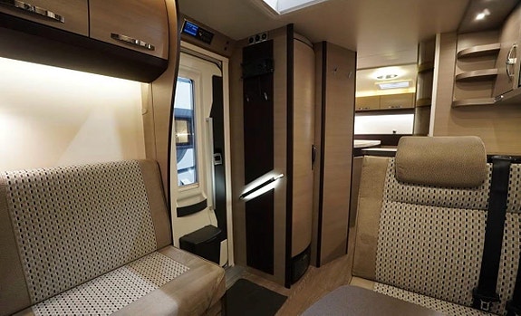 Hobby Optima T 70 GE Långbädd / Automat /150hk / 3.500kg 12 of 23
