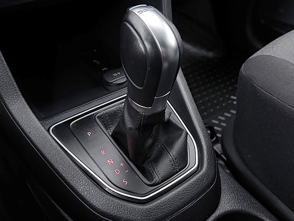 Volkswagen Caddy 24 of 26