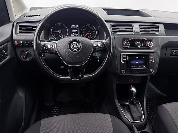 Volkswagen Caddy 18 of 26