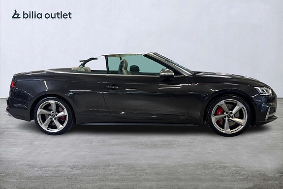 Audi S5 4 of 5