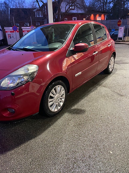 Renault Clio 4 of 5
