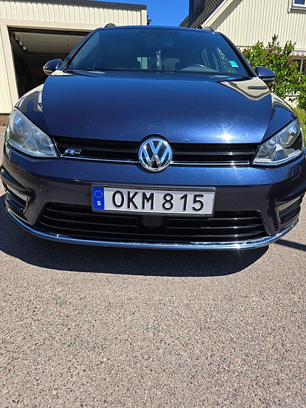 Volkswagen Golf VII 2 of 5