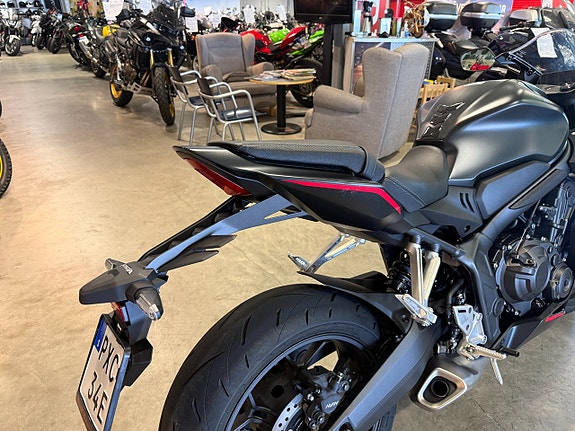 Honda CBR650R #Endast 190mil & 35kw A2 Godkänd# 11 of 12
