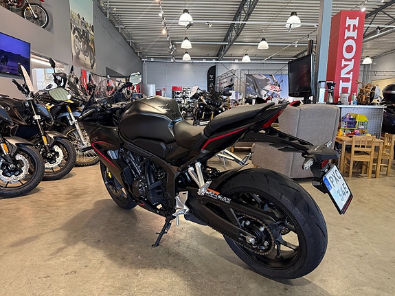 Honda CBR650R #Endast 190mil & 35kw A2 Godkänd# 4 of 5