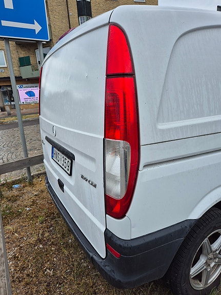 Mercedes-Benz Vito 109 4 of 4