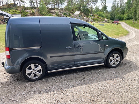 Volkswagen Caddy 2 of 4